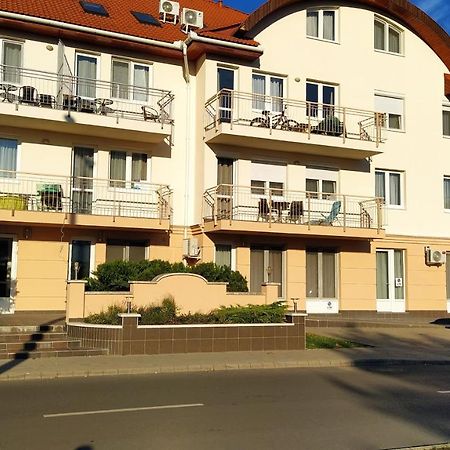 Gabi & Gabi Apartments Hajdúszoboszló 외부 사진